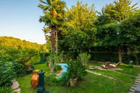 B&B Villa Luisa เรจโจเอมิเลีย ภายนอก รูปภาพ