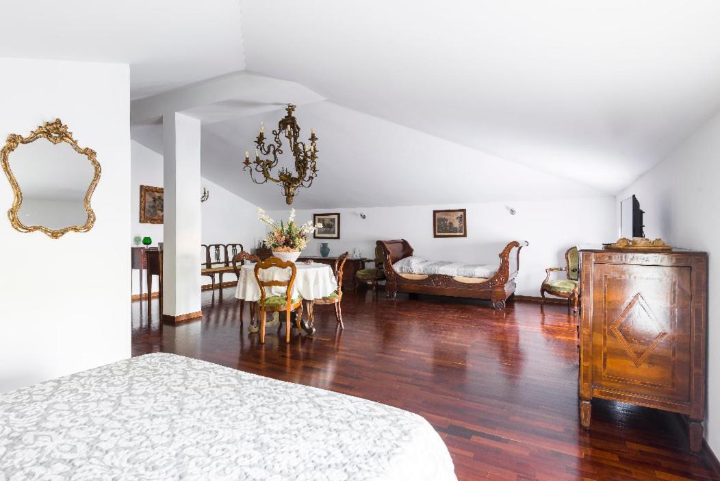 B&B Villa Luisa เรจโจเอมิเลีย ภายนอก รูปภาพ