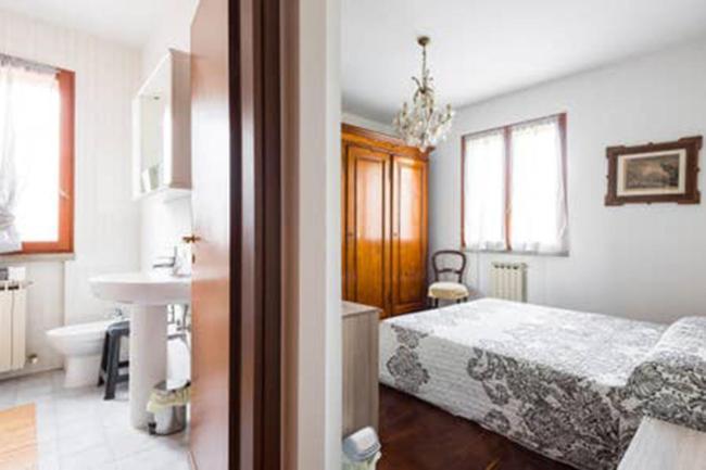 B&B Villa Luisa เรจโจเอมิเลีย ภายนอก รูปภาพ